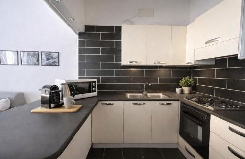 House with Dream Panoramic Terrace in the Heart of Bosa, 80 sqm with BBQ and Breathtaking View - Foto 5