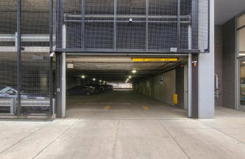 Jeffjack Heated Pool Penthouse in Chicago's West Loop - Photo 16