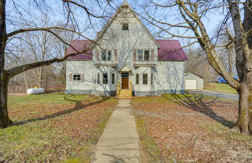 Altmar Home with Fire Pit Less Than 1 Mi to Salmon River! - Foto 3