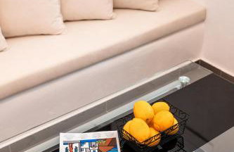 G & W Suites - Photo 9