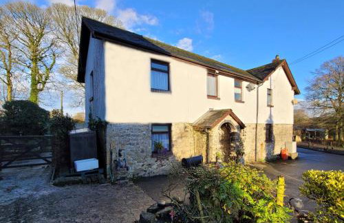 Charming pet friendly 2 bedroom cottage, close to Narberth & local beaches, friendly animals on our smallholding - Foto 1