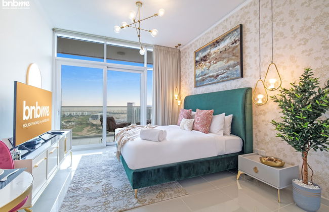 bnbme | Damac Hills Carson Tower | STUDIO - Photo 1