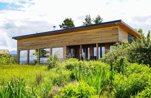 The Shorehouse - Photo 2