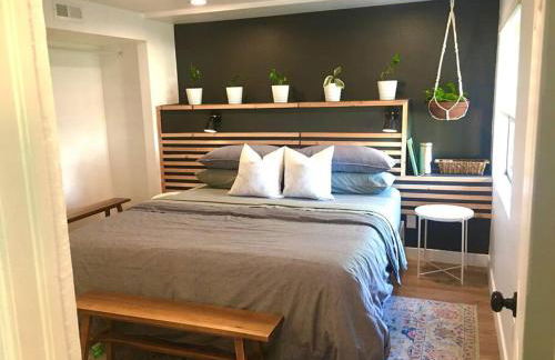 Walkout Garden Bungalow Between Boulder & Denver. - Foto 1