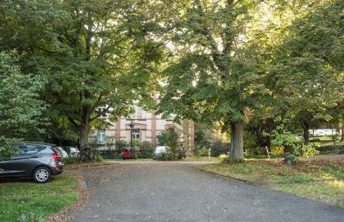 SCHWARZLINS LoftRaum - Stilvolles Apartment mit Smart TV, NETFLIX, Disney Plus, schnellem WLAN, Parken, Nespresso - Foto 27