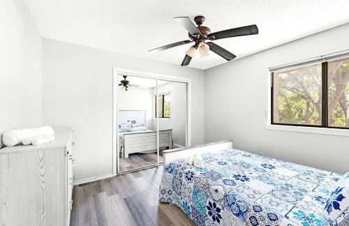 Hot Tub, 4BR with pool table, Pingpong, Air Hockey - Foto 21