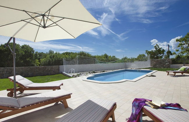 Attractive Villa With Private Swimming Pool, Beach Volleyball and Fenced Garden - Foto 37