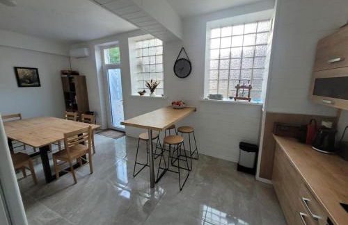 grand appartement avec jardin, en cœur de ville - Foto 4