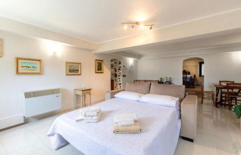 Cozy Apartment In Loc Fontanelle - Foto 23