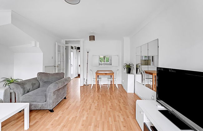 Beautiful Three-bedroom House in Richmond - Foto 29