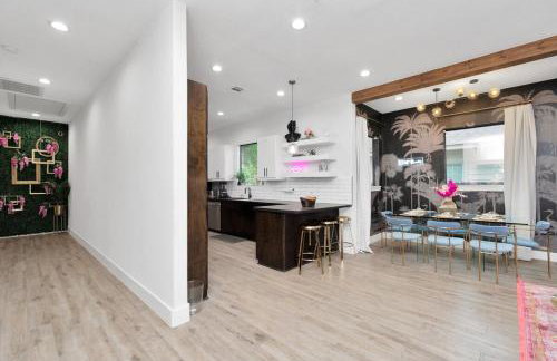 Houston's Downtown Bloom House - Spacious Floral Escape for Groups - Foto 25