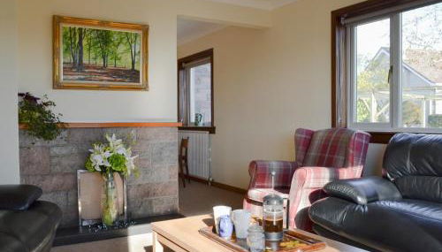 Wester Links - Photo 2