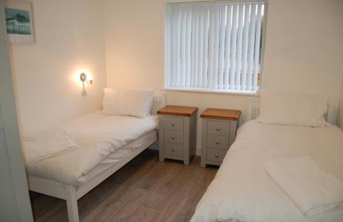 Beautiful, Modern Villa 5 mins walk from the Stunning Bay at Trearddur - Photo 11