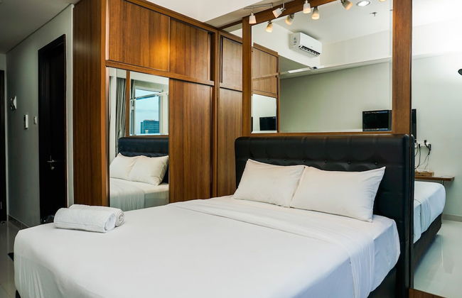 Minimalist Studio Room at Puri Mansion Apartment - Foto 2