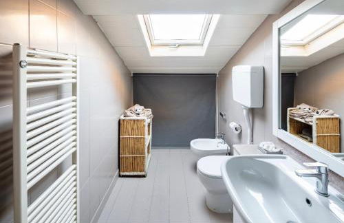 HOUSE Cavour 24 In the heart of Downtown Parma - Foto 11