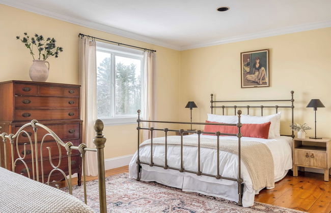 River House by Avantstay Historic & Secluded Estate on the Hudson River w/ Pool Sleeps 24! - Foto 42