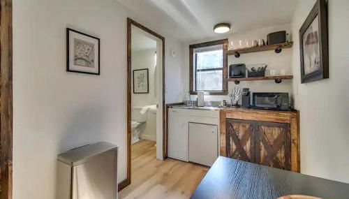 Serene Woodland Studio Retreat with Outdoor Amenities, Near Fishing, Hiking & Gentry, AR - Foto 3