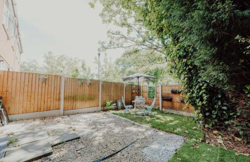 NovaCrest - Stylish 3 Bedroom with Parking - Sleeps 5 - Foto 21