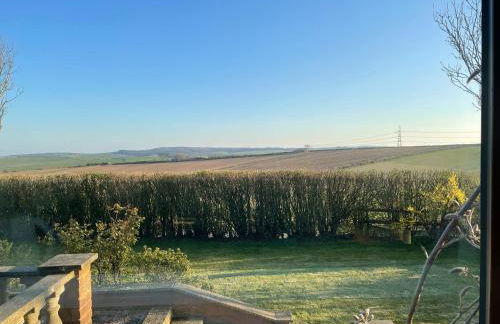 Hardy View Farm House - Photo 11