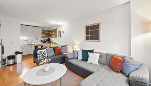 Modern 2 Bed Apartment in Greenwich, 24h Free Parking, Great for Business & Contractors, Sleeps 6 - Photo 4