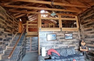 Mountain Top Barn retreat with View - Foto 2