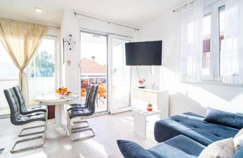 Apartment Anka - Photo 1