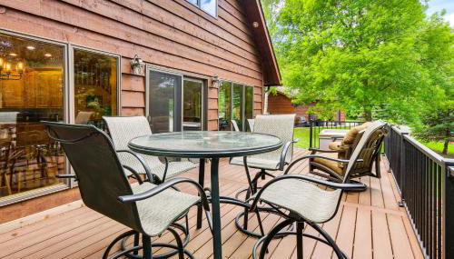 Lakefront Tower Home with Shared Dock! - Foto 2