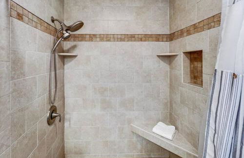 Cold Plunge Outdoor Shower Bike to Shem Creek - Photo 38