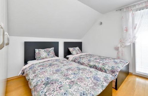 Cozy Home In Novi Marof With Sauna - Foto 45