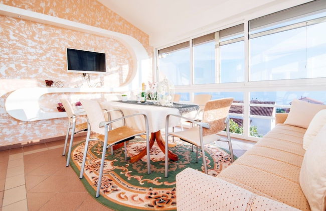 Beautiful Holiday Home in Maslenica Near Beach" - Foto 15