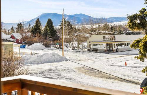 Modern Red Lodge Cabin - Walk to Broadway Ave - Foto 28