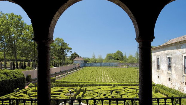 Arrabida and Bacalhoa Wine Tasting Private Tour from Lisbon - Photo 2, Palace and Quinta da Bacalhoa, Azeitão