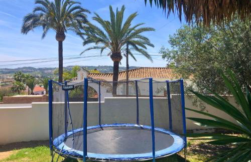 Newly renovated guest apartment at villa with great location! - Photo 20