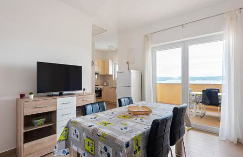 Simplistic Apartment in Neviđane near Sea beach - Foto 1