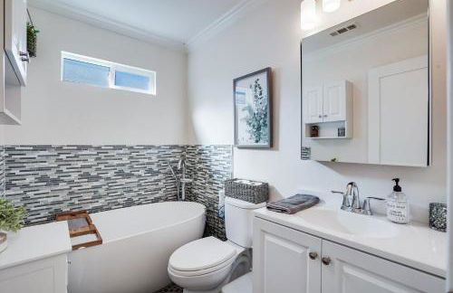 Relax in a Gorgeous 6 Person Quaint Home - Foto 15