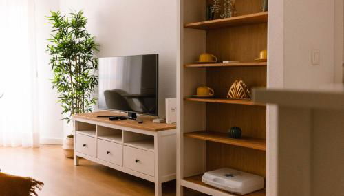 Apartamento junto al Recinto Ferial con garaje y aire acondicionado - Foto 2