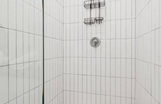 Nashville Townhouse with Rooftop & Modern Comfort - Foto 47