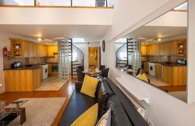 Grafton Street District Apartments - Photo 48