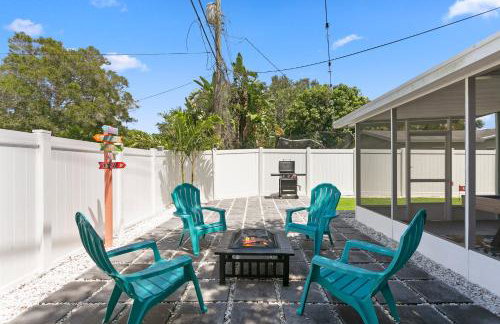 5 min Beaches~Mini Golf~Pool Table~Pets~KING BED + - Foto 27