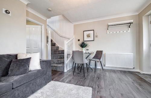 Wheatley House - Great Location - Free Parking, Self-Check-In, Fast Wifi and Smart TVs by Yoko Property - Foto 19