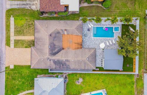 Tampa Group Retreat l Pool l Hot Tub l Outdoor Fun! - Foto 69