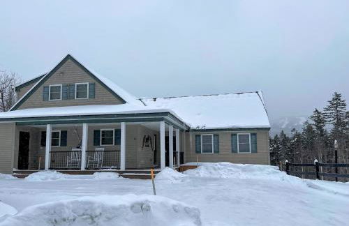 NEW Single family home with spectacular views and lots of space Privacy convenience and style - Foto 65