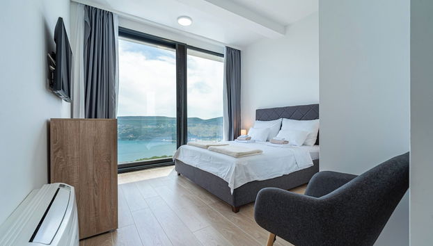 Pool Villa Luxoria Trebesin - Foto 3, Quarto