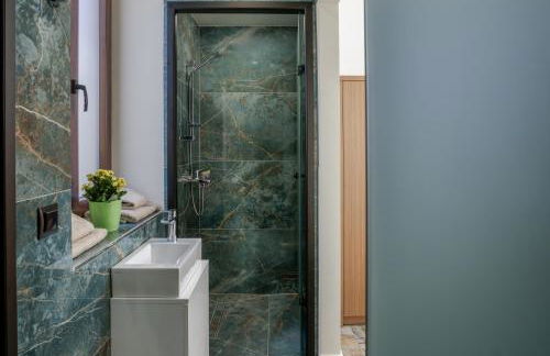 Klodian Suites - Photo 37