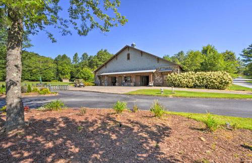 Picturesque Sky Haus Sanctuary with Mountain Views - Foto 39