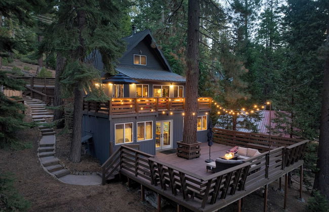 Washoe Way by Avantstay Luxury Tahoe Retreat A+ Location w/ Beach Access - Photo 1