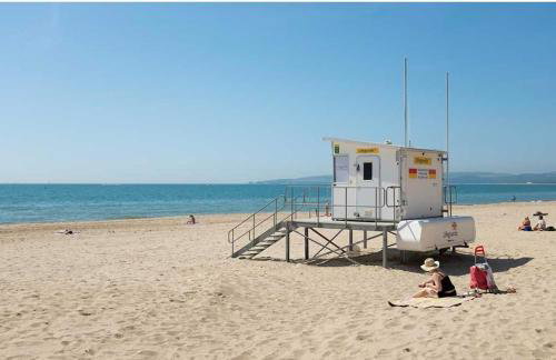 Canford Cliffs Apartment - Photo 24