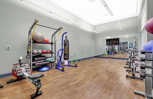 Trendy One Bedroom Getaway Steps from Biscayne - Foto 28