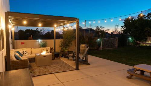 4Bd, putt putt, turf, grill, fire pit & more! - Photo 3, Other