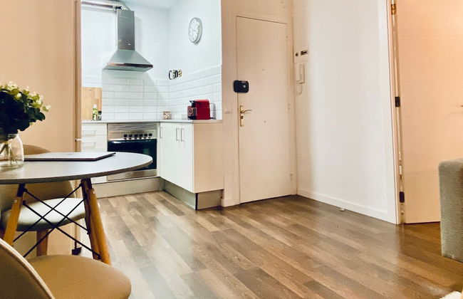 Cosy Urban Oasis 1BD in Poble Sec By Myrentalhost - Photo 20